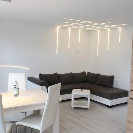 Moinmoin 2b Apartman